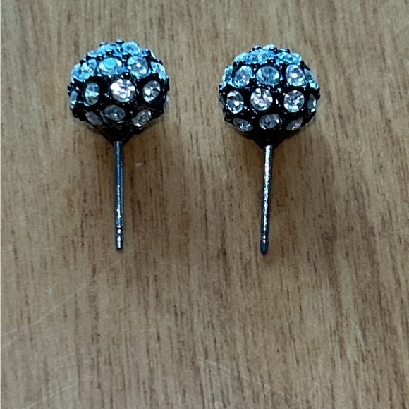 Stella & Dot Soirée Pave Crystal Stud Earrings. Silver. Excellent Condition! - Picture 3 of 5